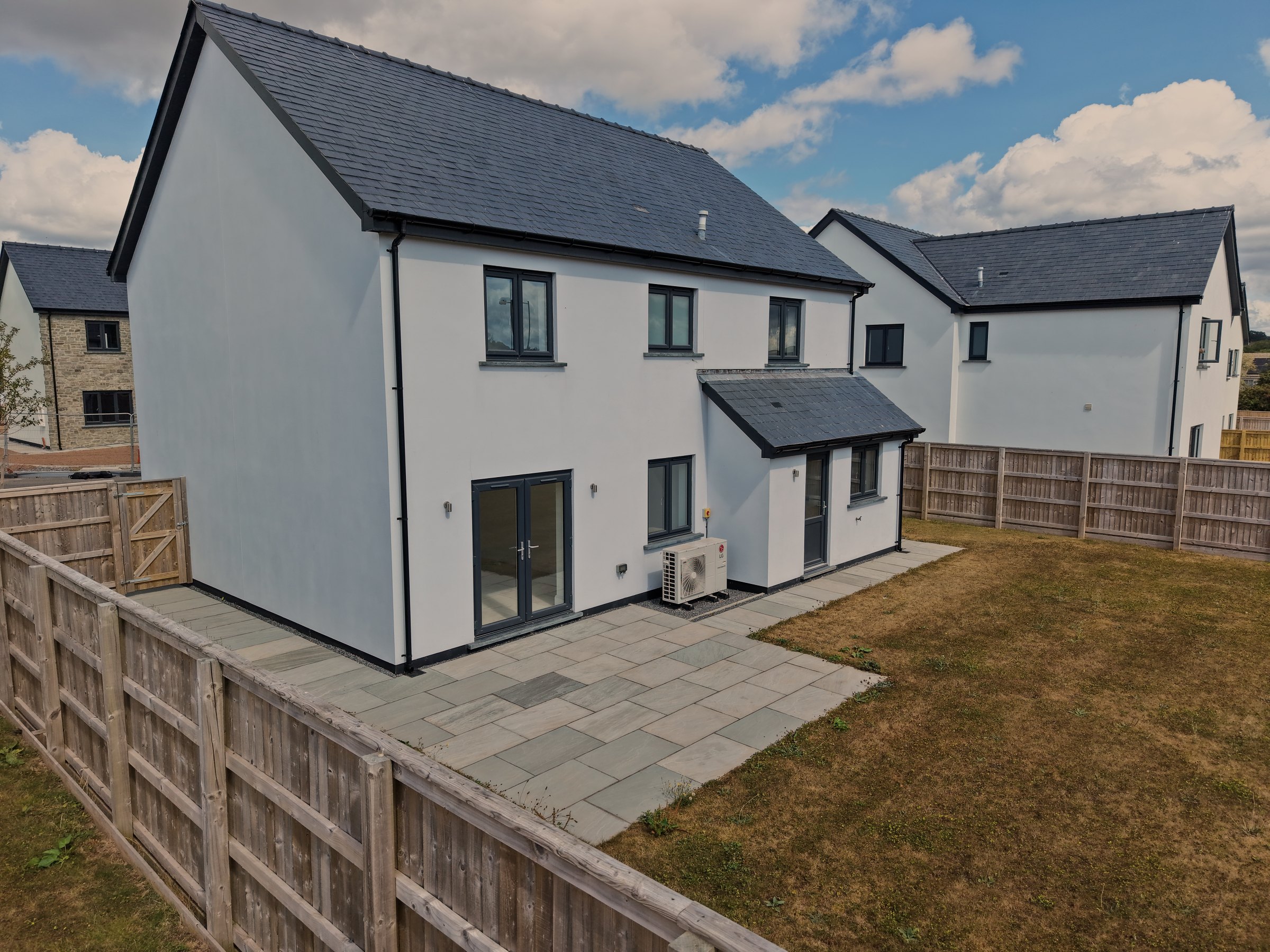 House 5, The Oak &mdash; the rear elevation and garden